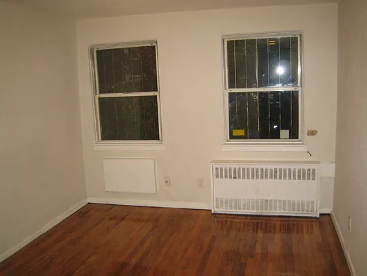Rented by Skyline Realty LLC II | media 10