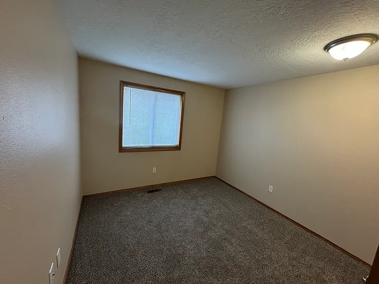 4332 Rodeo Dr NE — Photo 11