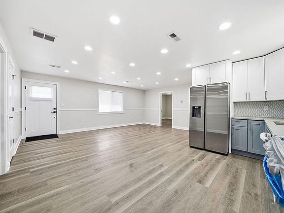 5th image of 6640 W 24th Ave