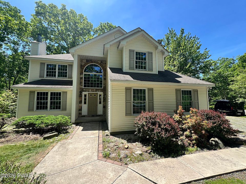 1st image of 118 Country Club Dr