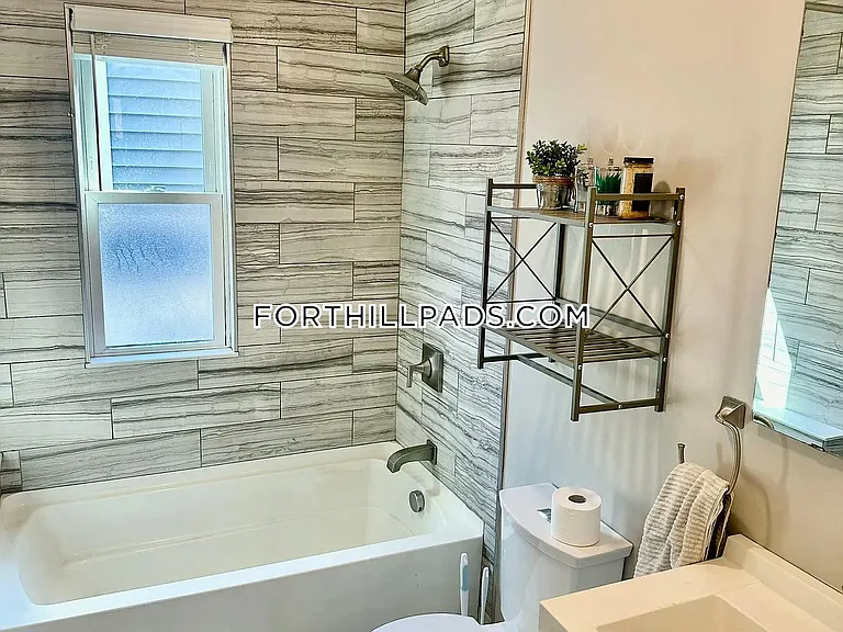 19 Highland St #3F — Photo 12