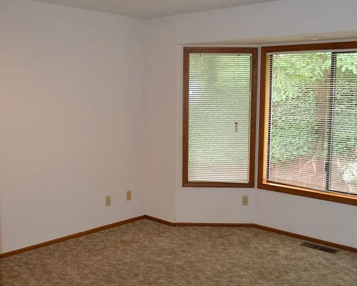 2188 Joplin St S — Photo 33