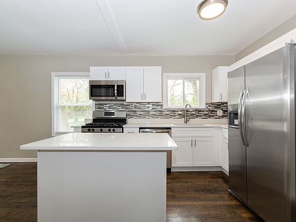 5th image of 16856 New England Ave