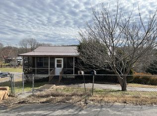 2048 New Cut Rd, Morristown, TN 37814