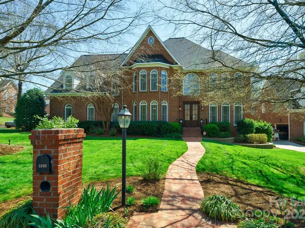 2203 Humberview Ln, Charlotte, NC 28270