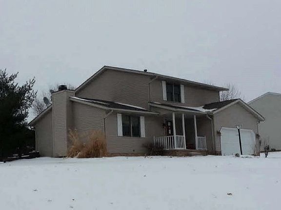 2nd image of 3819 Oakridge Dr NE