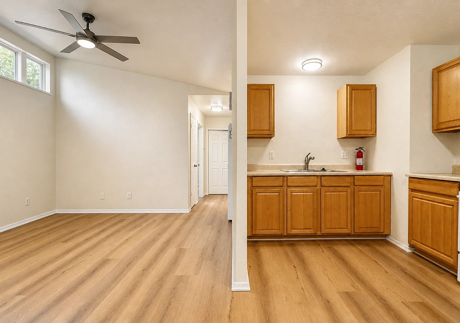 25-45 W. Tenth street — Photo 3