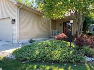 1199 Terrace Bluff Dr, Traverse City, MI 49686