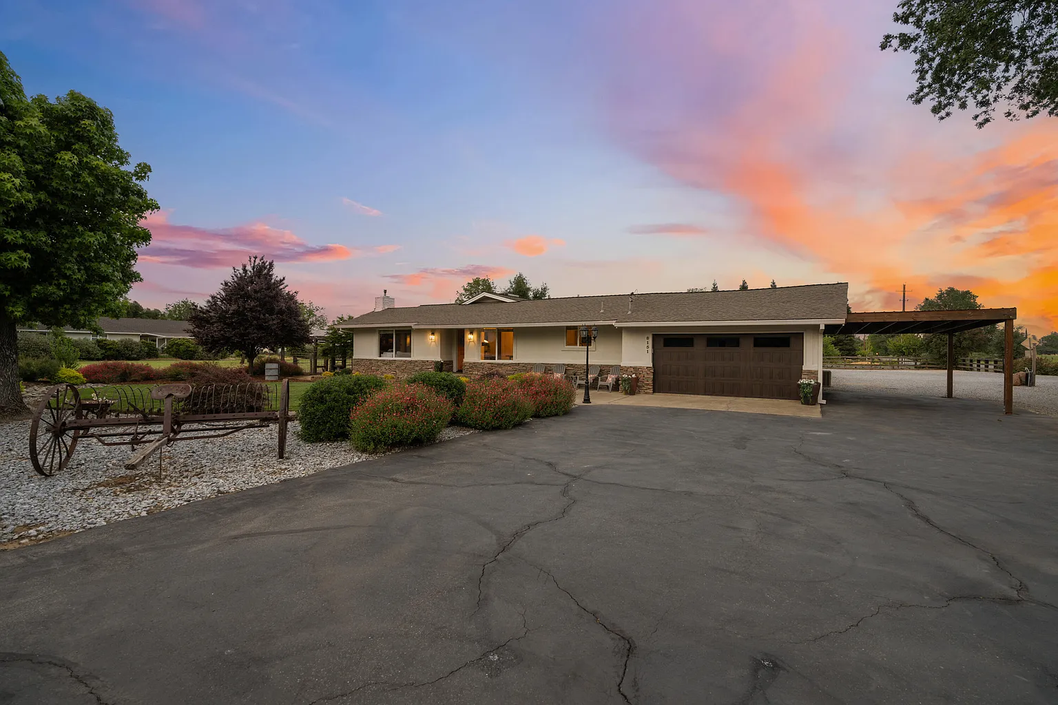 8151 Green Acres Ln photo 1
