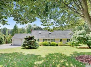 22 Zophar Mills Rd, Wading River, NY 11792