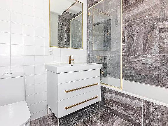 5th image of 1052 Dean St #4S