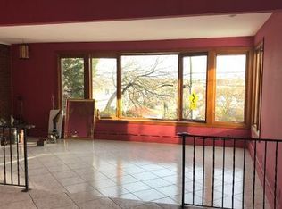 63 Douglas Rd, Staten Island, NY 10304