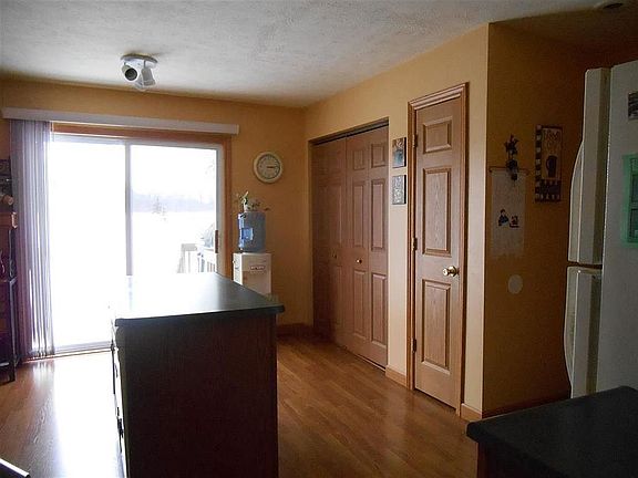 5th image of 53791 Westmoreland Ct