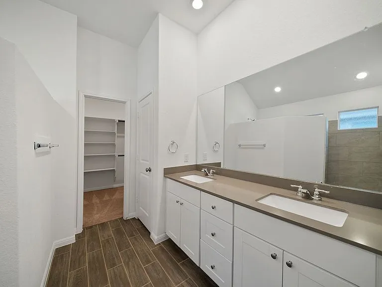 6631 Morgan Path — Photo 11