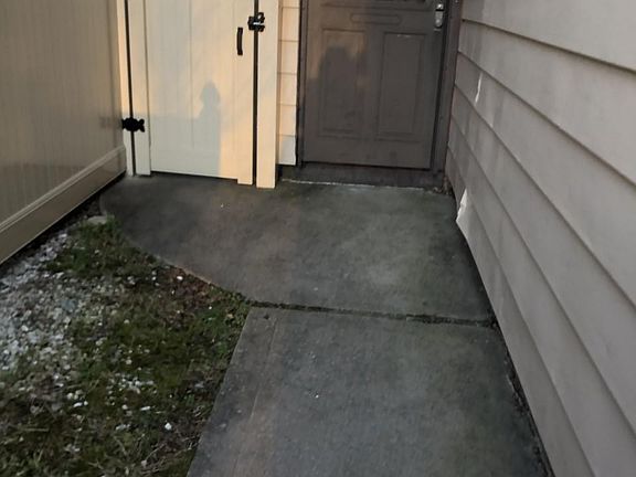 3rd image of 19 Shotwell Ave