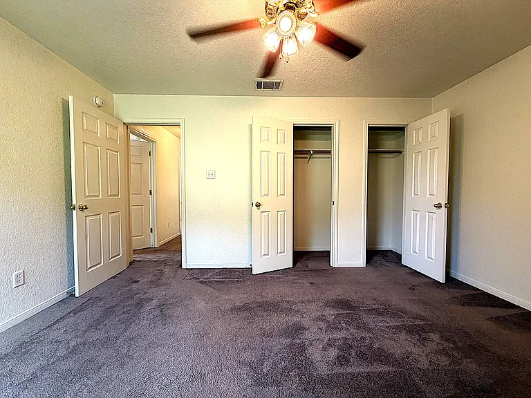 3305 Alicante Ct #B — Photo 13