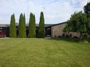 5145 Lakewood Dr, Grand Blanc, MI 48439