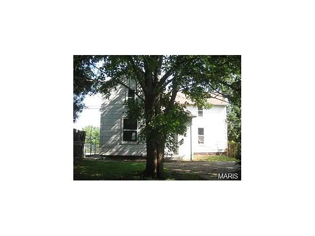 873 Elias Ave photo 1