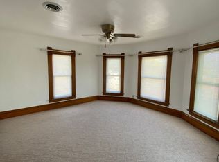 1115 McClellan St #3, Tama, IA 52339