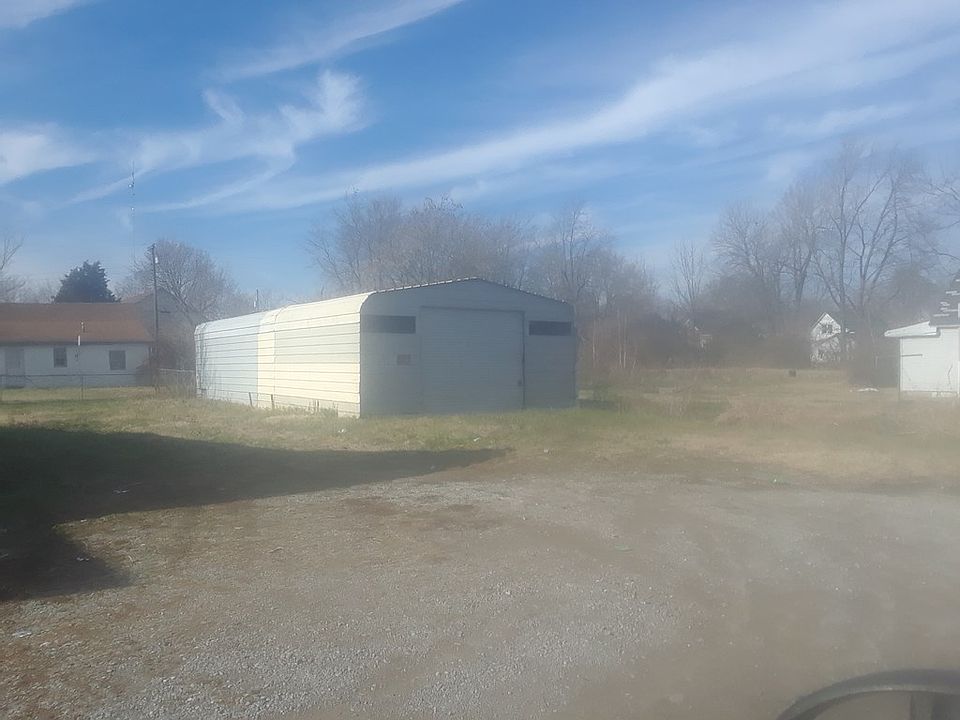 2nd image of 109 Render St
