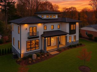 6226 Kellogg Dr, Mc Lean, VA 22101