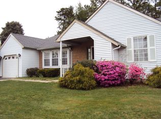 3 Amesbury Rd, Manchester Township, NJ 08759