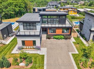 116 Courchevel Cres, The Blue Mountains, ON L9Y0Z8