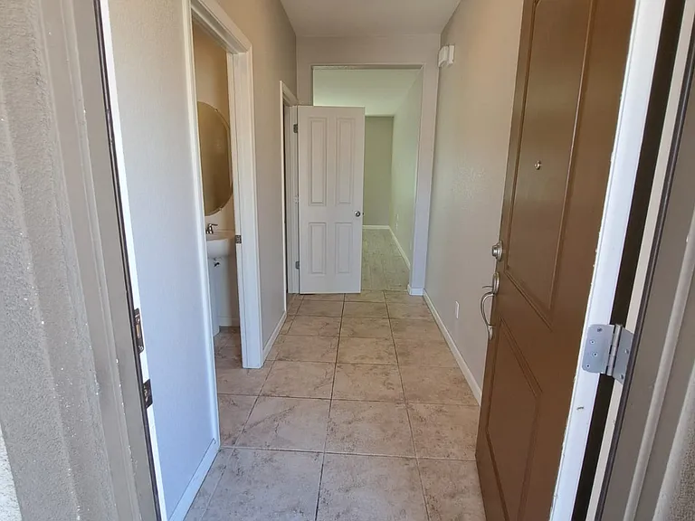 240 Alboran Sea Cir #FOR RENT — Photo 2