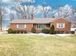 4995 Columbia Rd, North Olmsted, OH 44070