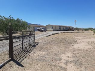 7887 E Lane Ranch Rd, Hereford, AZ 85615