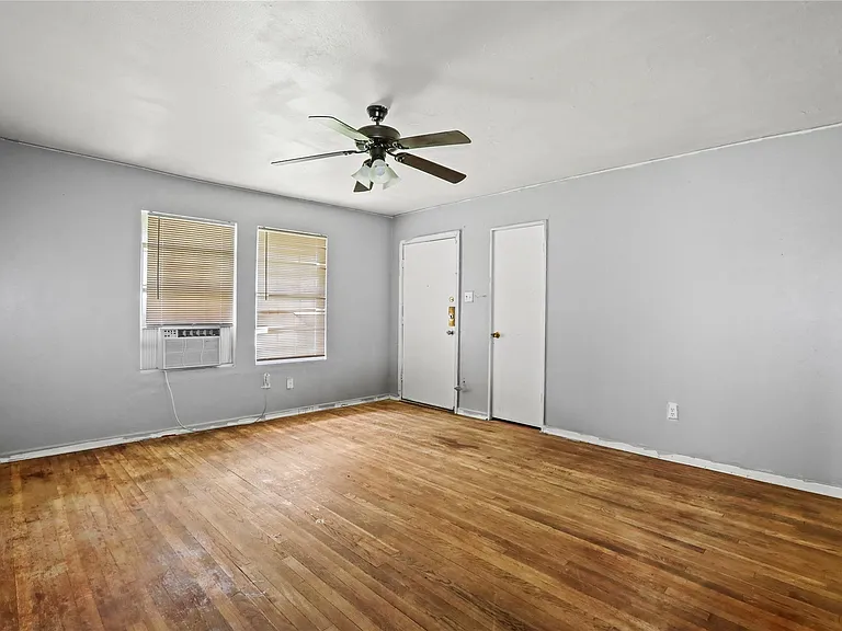 5515 Flamingo Dr — Photo 7