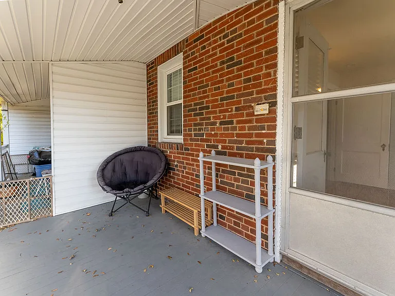 313 Frederick St — Photo 27