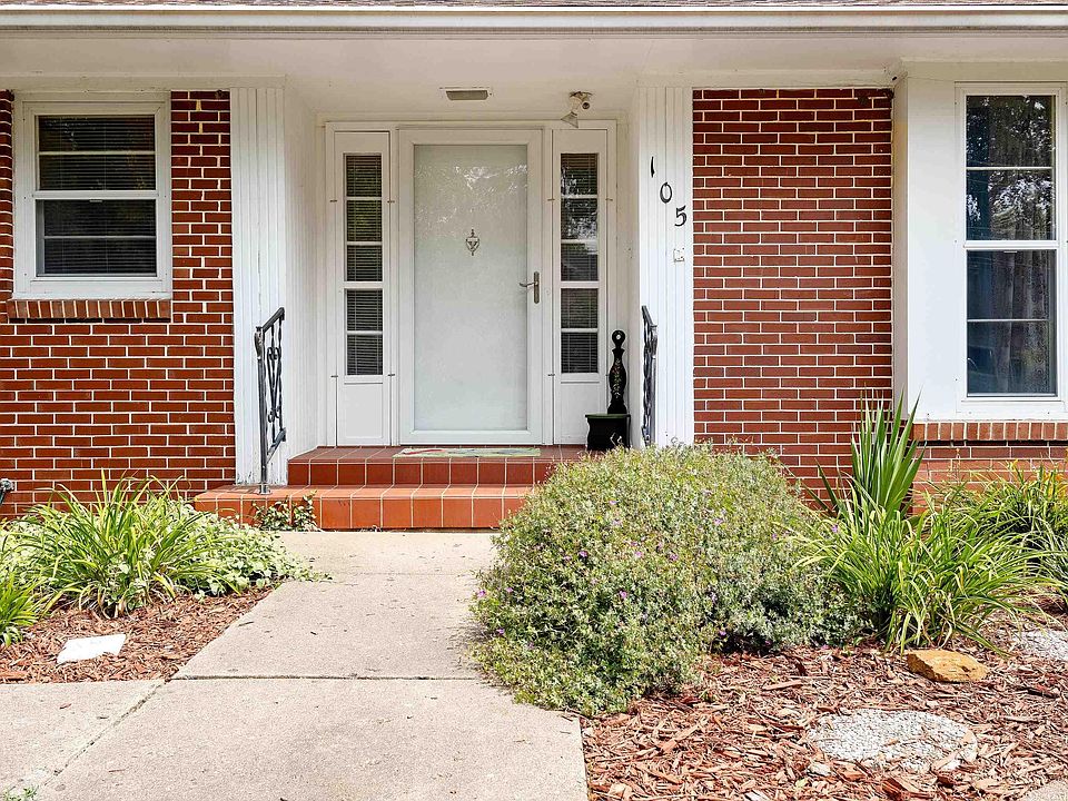 105 W Ash St, Elmwood, IL 61529 Zillow