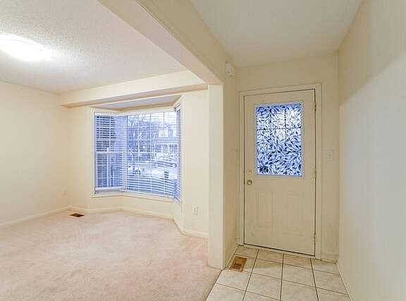 3rd image of 2390 Falkland Cres