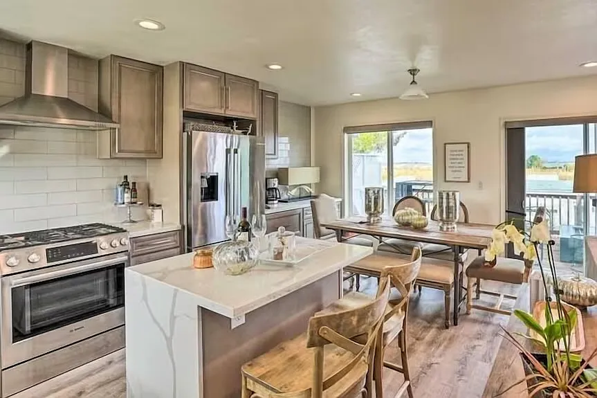 3 bed, 1552 sqft, $3,000 — Photo 2