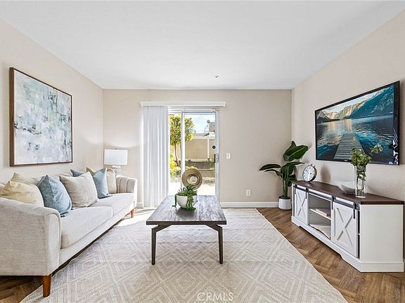 4th image of 4170 Sydney Harbour Dr