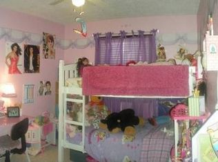 2424 Lori Dr SW, Cedar Rapids, IA 52404