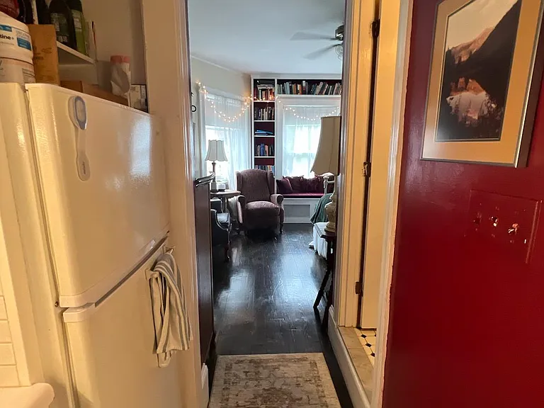 37 Bay State Rd #5B — Photo 3