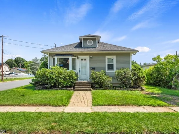 43 Mason Ave, Newton Town, NJ 07860