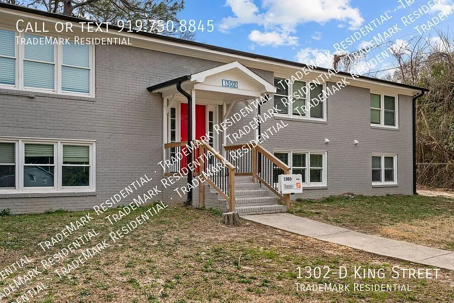 1302D King St