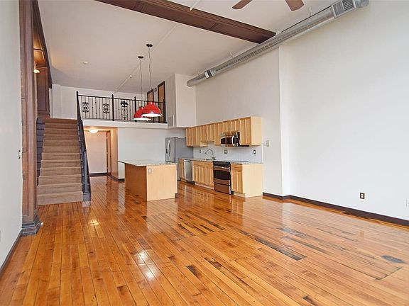 4th image of 4242 Laclede Ave APT 101