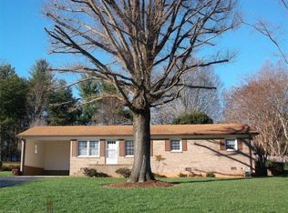 141 Meadow Brook Rd, Reidsville, NC 27320