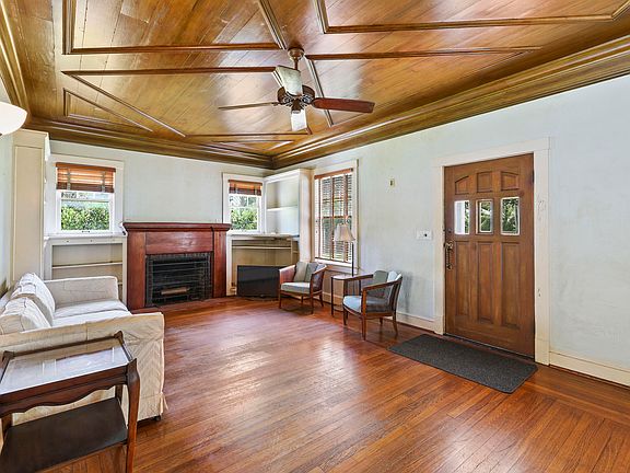 4th image of 440 N Swinton Avenue