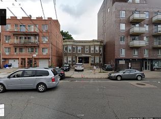 32-32 Union St, Flushing, NY 11354