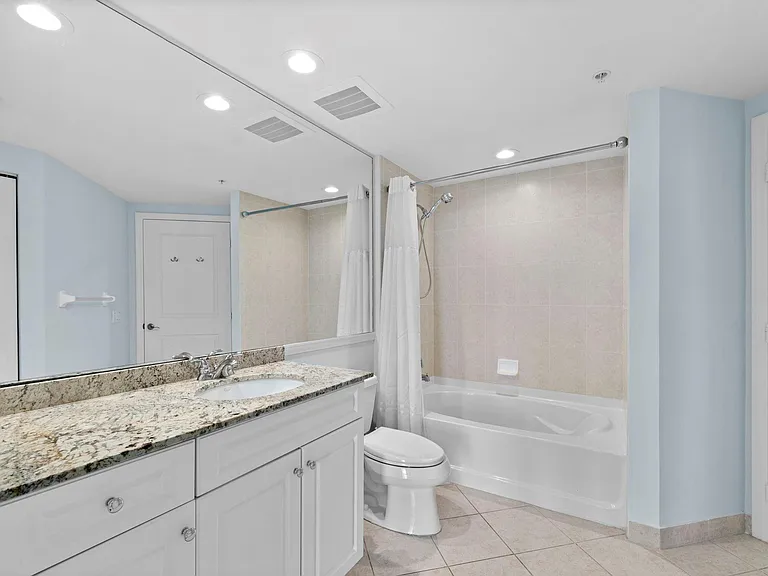 347 N New River Dr #1110 — Photo 14
