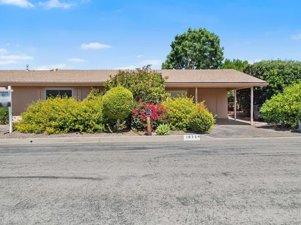 1872 Fairway Park Unit B, Escondido, CA 92026