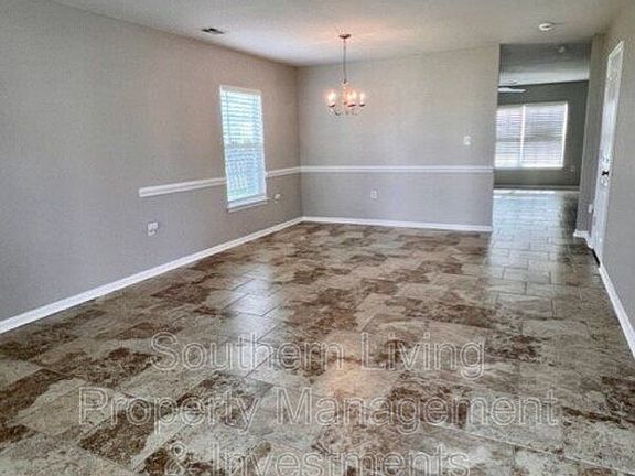 5th image of 14815 Heron Point Pl