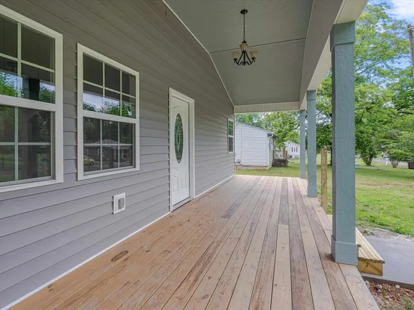 137 Puryear St, Roxboro, NC 27573