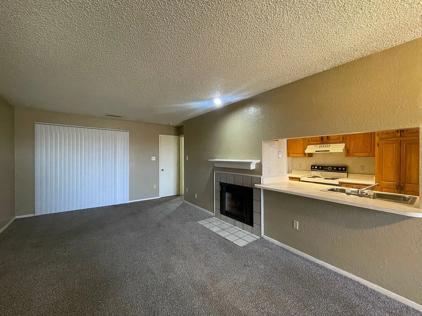 Two Bedroom Two Bath In South Abilene — Photo 2
