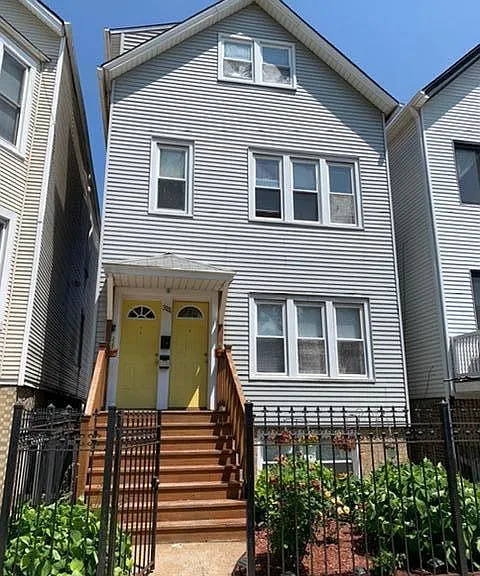 3111 N Southport Ave #2 — Photo 1